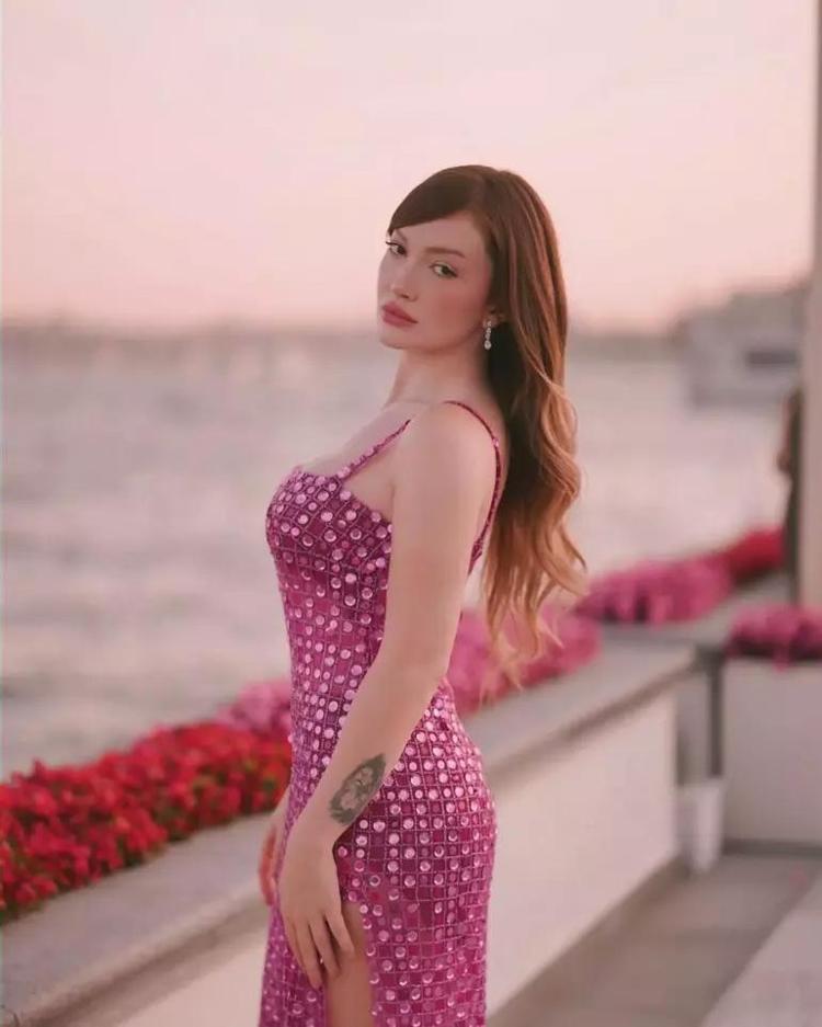 Danla Bilic Youtubeu neden bıraktığını açıkladı İnsanlar ilk zamanlardaki enerjimi istiyorlar
