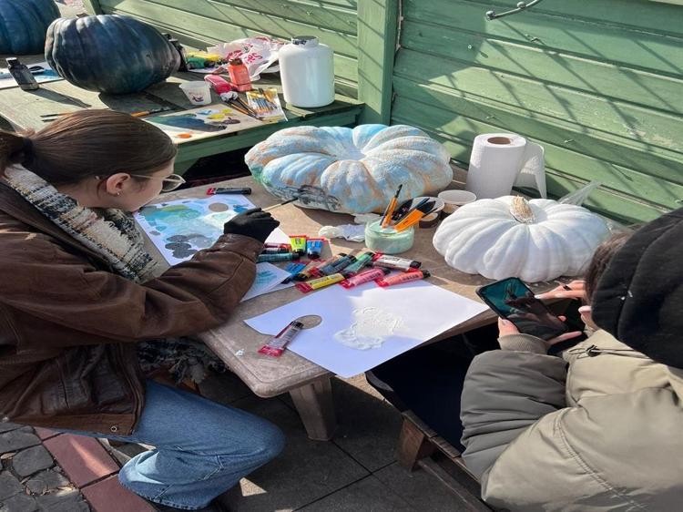 ‘FESTİVALLERE BENZER ETKİNLİKLER DÜŞLÜYORUZ