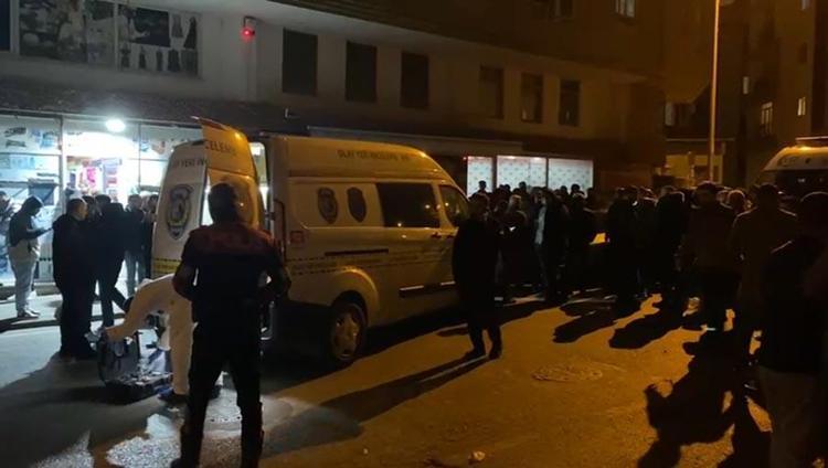 İstanbul Çekmeköyde polis memuru tartıştığı kişilere ateş açtı: 2 ölü 2 yaralı