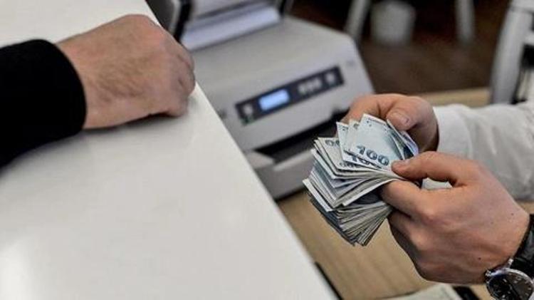 Milyonlarca emekliyi ilgilendiren maaş zammında yeni gelişme Memur ve emekli zam oranları netleşiyor