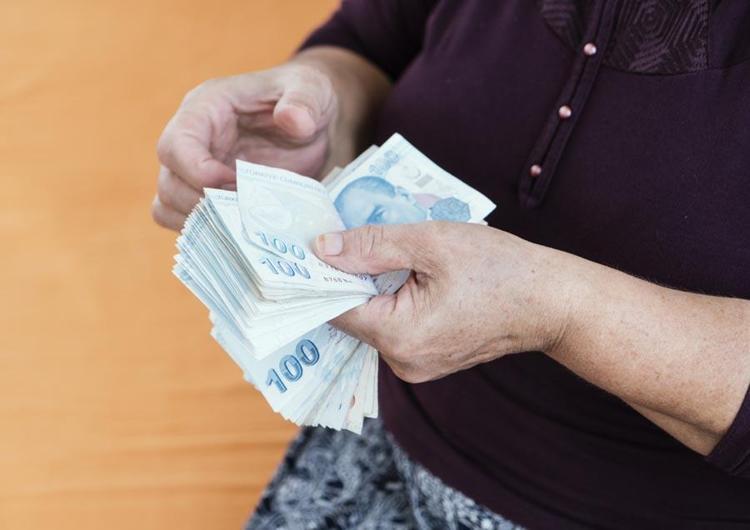 Emekli zammı ve emekli memur zammı için yeni taban maaş hesaplamaları 3 Ocakta 3 ayrı karar verilecek...