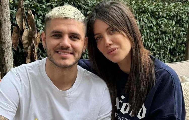 Wanda Nara sınırları zorladı Havuz başında iddialı yeni yıl pozuna yorum yağdı