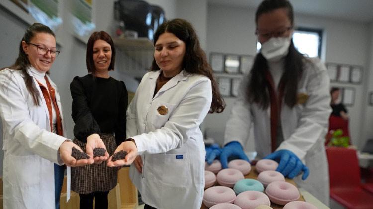 KOSGEBden aldığı hibe desteği ile yeni işini kurdu, siyah pirince katma değer kazandırdı