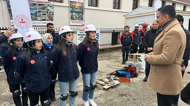 Uzmanların art arda deprem uyarısı yaptığı Tuncelide afet hazırlık çalışmaları: 7 ilçeye 12 konteyner kent kuruluyor