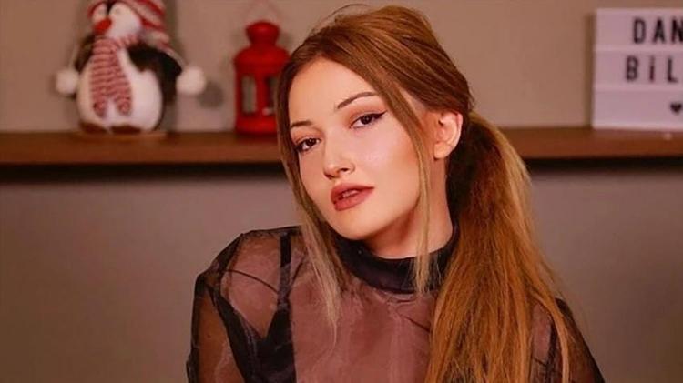 Danla Bilicin yeni aşkının mesleği şaşırttı