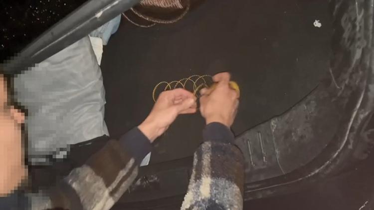 Yer İstanbul: Sahte polise kandı, 2.5 milyon lirayı elleriyle teslim etti