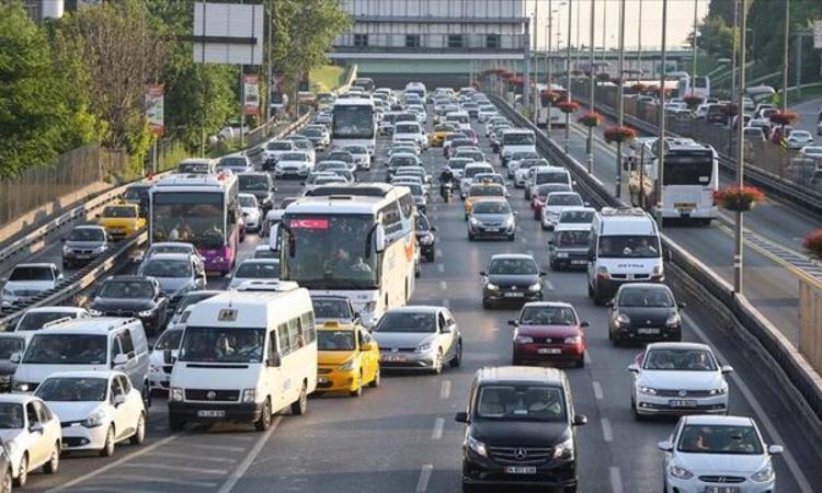 Araç sahibi olan herkesi ilgilendiriyor... Trafik sigortasına yüzde 10 artış Teminatlar da yükseldi