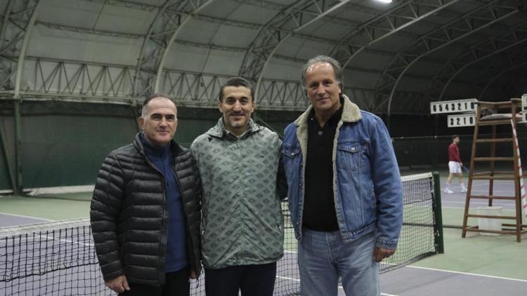 Tenis beni motive etti. O sayede ayaktayım