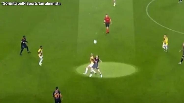 Fenerbahçenin ilk golü öncesinde Amrabatın Crespoya faulü var mı