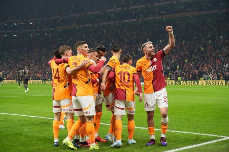 Galatasarayda Osimhen depremi Transfer için harekete geçtiler, işte yeni takımı
