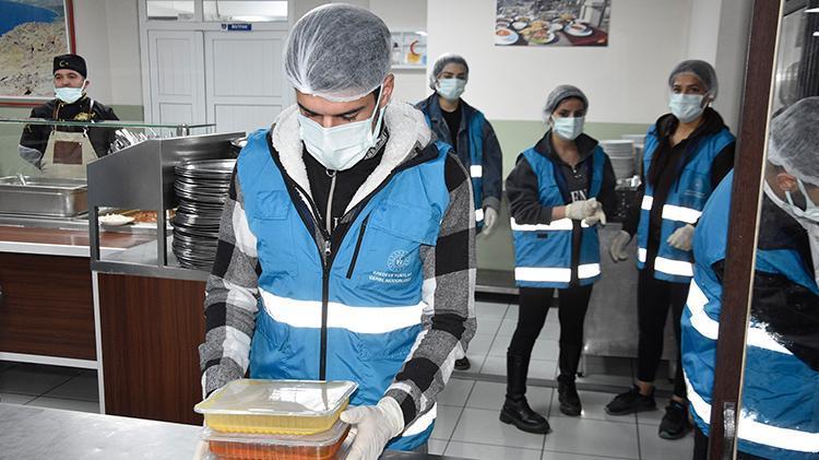 560 GÖNÜLLÜ ÖĞRENCİ PROJEYE DESTEK VERDİ