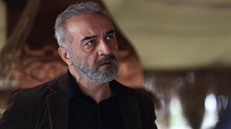 “YILMAZ ERDOĞAN İYİ Kİ YAZIYOR”
