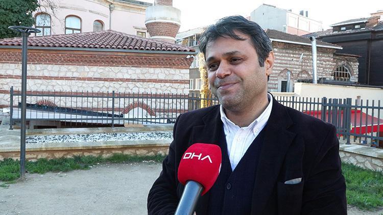 Fatihte utandıran manzara 900 yıllık tarihi Molla Gürani Camisinin önü çöplük arkası otopark