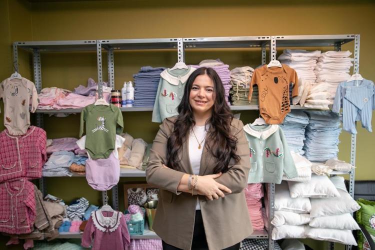 MARKASININ ÜRÜNLERİNİ ÜRETMEYE BAŞLADI