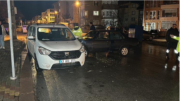 Kütahyada alkollü sürücü dur ihtarına uymadı yakalanınca hüngür hüngür ağladı