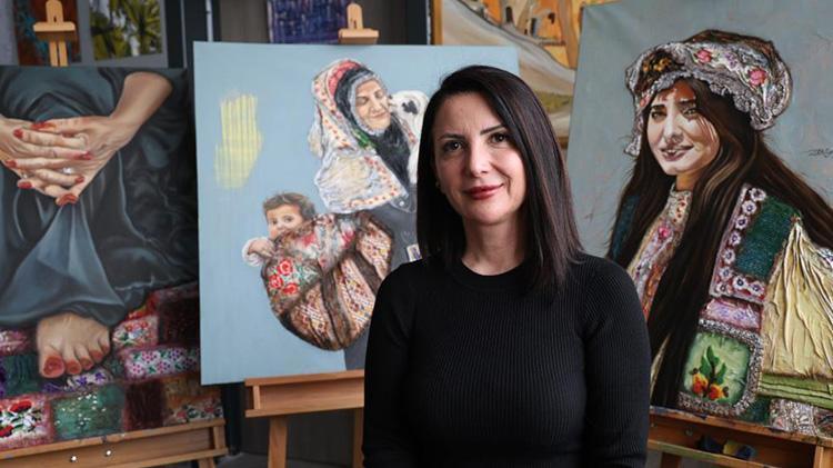 Nevşehirde, görsel sanatlar öğretmeni Zeliha Bazoğluna, anneannesinin çeyiz sandığı ilham kaynağı oldu