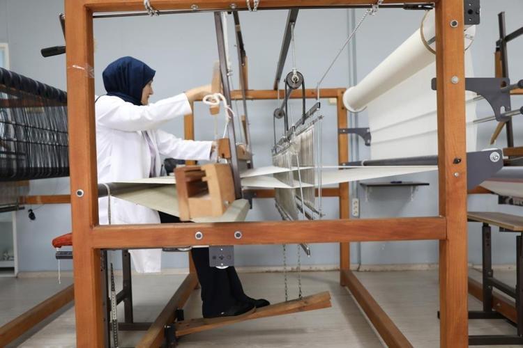 Kenevirden yapılan ürünler göz kamaştırıyor