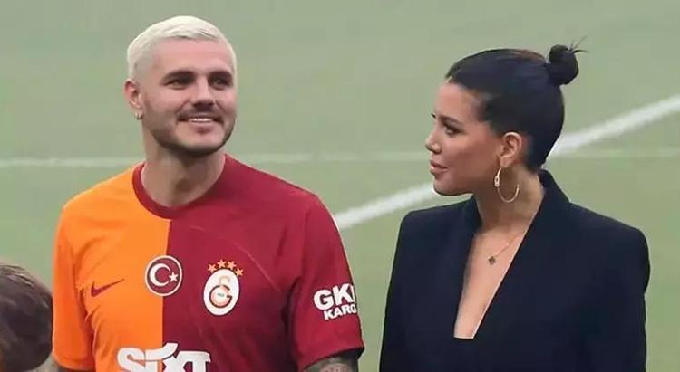 Wanda Nara sınırları zorladı Havuz başında iddialı yeni yıl pozuna yorum yağdı