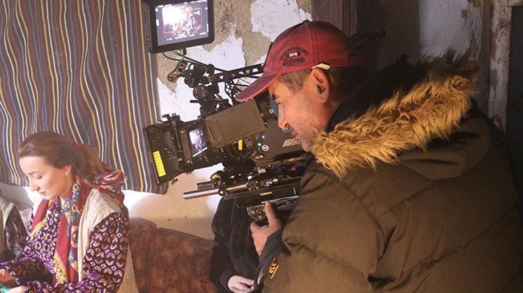 Aşık Veyselin hayatını anlatan filmin çekimleri başladı Bütün köy halkı bu film için seferber oldu