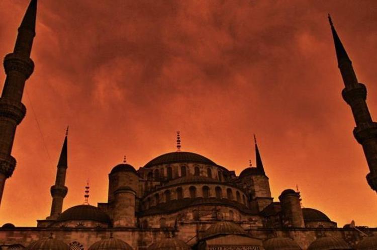 12 rekat Regaip Kandil namazı saat kaçta kılınır Nasıl niyet edilir Regaip namazı kaç rekattır