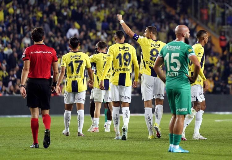 F.BAHÇENİN AŞIRI BİR RAHATLIĞI VAR