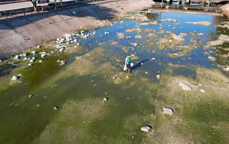 SU KESİLDİ, GANJ NEHRİNE DÖNDÜ