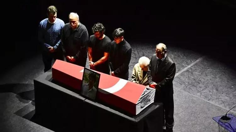 Rafet El Romandan Ferdi Tayfura: Benim ekolüm, benim canımdı