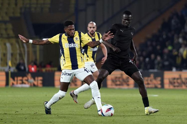MOURINHONUN OYNATTIĞI FUTBOL BU OLAMAZ