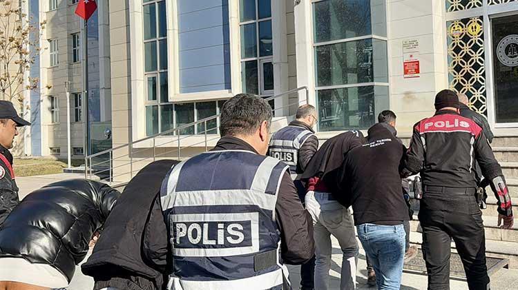 Kombi bakımı kampanyasıyla 1,5 milyonluk vurgun 26 ilde 150 kişiyi dolandıran çeteye büyük operasyon
