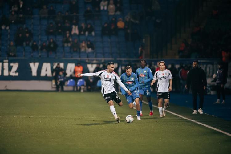 Beşiktaşta Serdal Adalıdan Montella bombası İbrahim Hacıosmanoğlu tek cümlede bitirdi