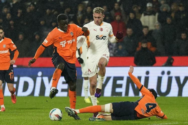 Galatasaray, Başakşehiri yendi Zirvede yerini sağlamlaştırdı