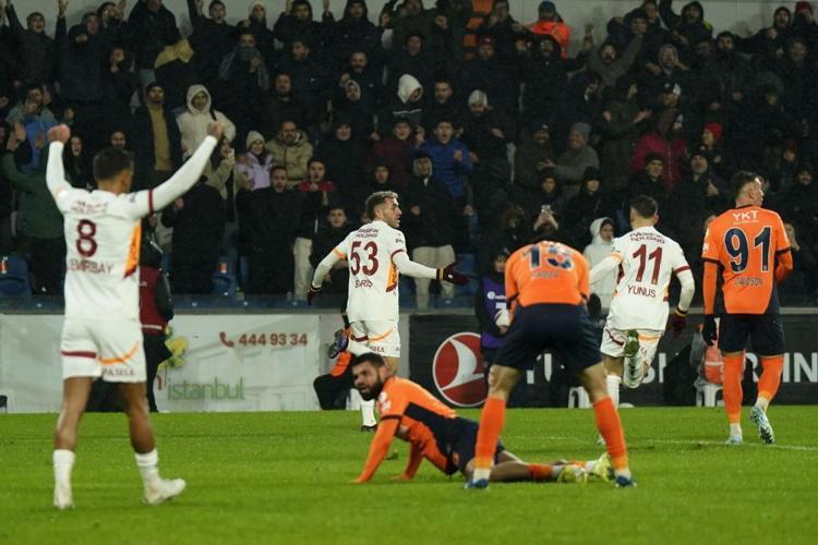 Galatasaray, Başakşehiri yendi Zirvede yerini sağlamlaştırdı