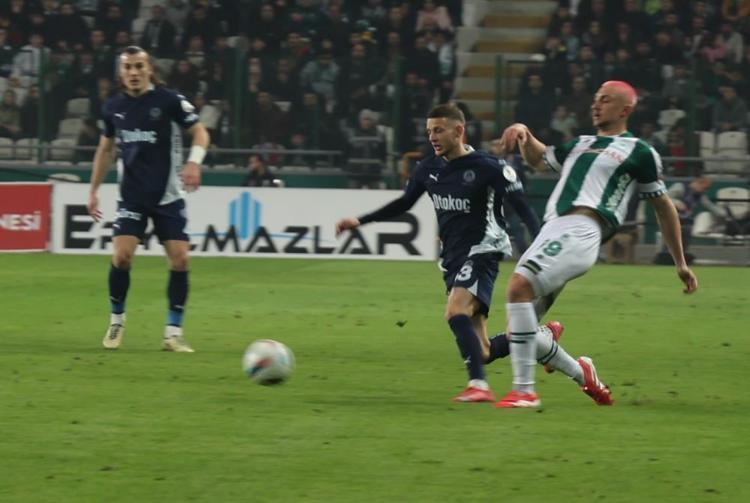 Mourinhoyu eleştirmeyi bıraktım deyip açıkladı: 25 sene daha şampiyon olamazlar