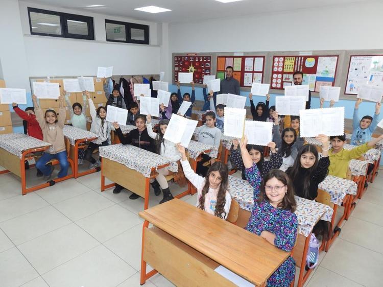 DEPREM BÖLGESİNDEKİ MALATYADA SON DERS ZİLİ ÇALDI