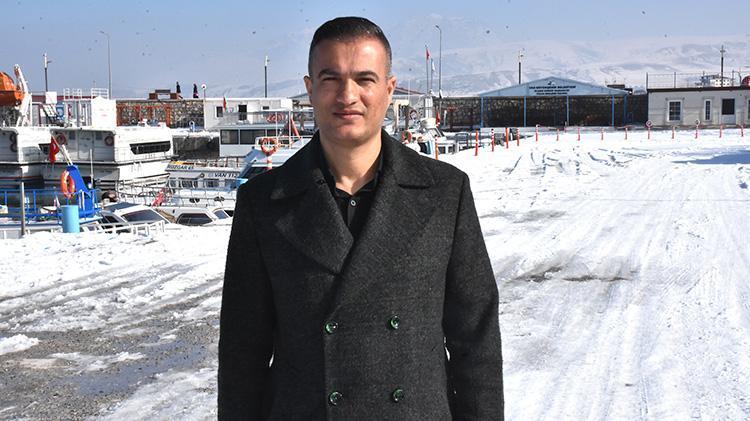 Vanda eksi 13 derecede balıkçılar ekmek peşinde Güneş doğmadan yola çıkıyoruz, döndüğümüz zaman karanlık çöküyor