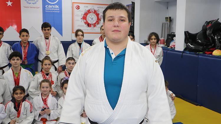 70 metrekarelik salondan 40 milli sporcu çıktı Hedef olimpiyatlarda şampiyon olmak