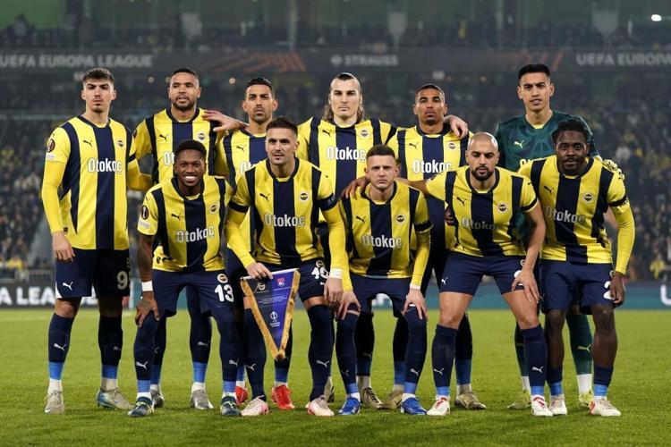 Milan Skriniar, Diego Carlos yetmedi Fenerbahçeye bir stoper daha Ali Koç milli yıldızı imzaya getirecek