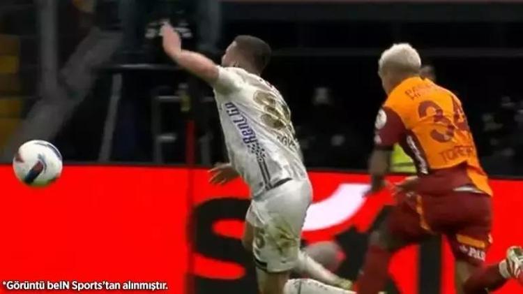 Galatasaray Konyaspor hakemi için flaş sözler 3 kırmızı atlandı, şaka gibi