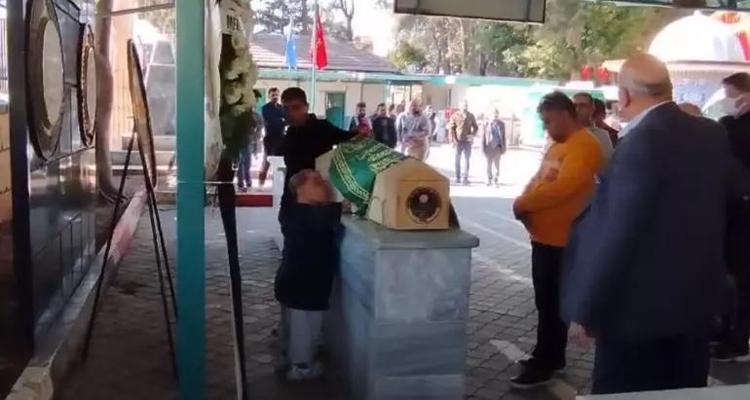 Fenomen çiftten kötü haber 5 yaşındaki çocukları hayatını kaybetti