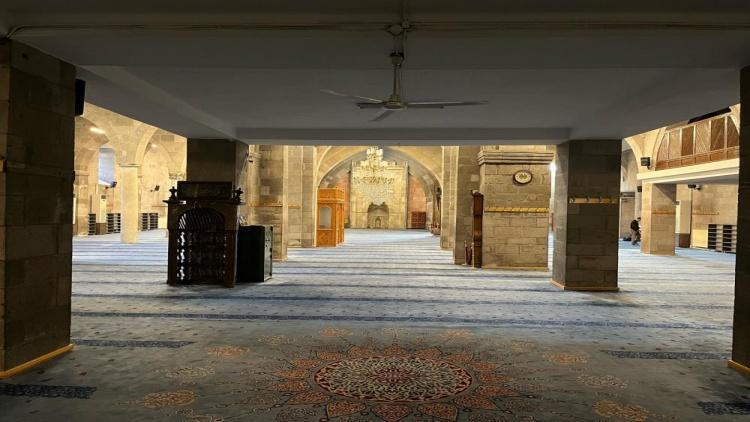 890 yıllık camide inanılmaz keşif 7 tuğla diğerlerinden farklı: Hikayesi gözleri yaşartıyor