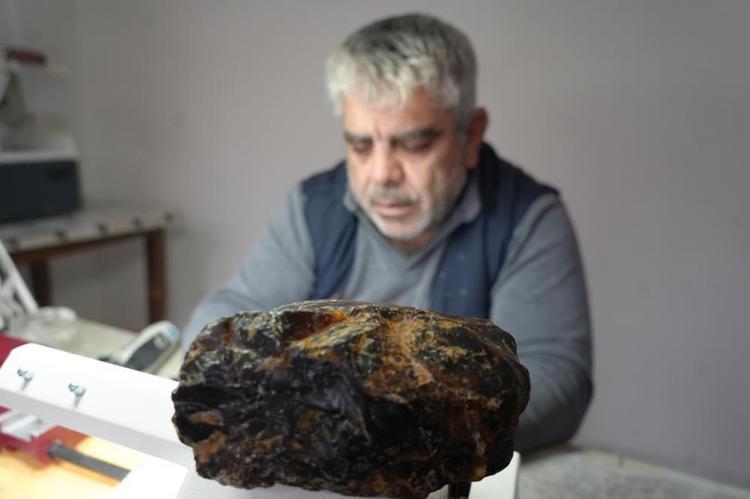 AİLENİN 3ÜNCÜ KUŞAK TAŞ İŞLEMECİSİ