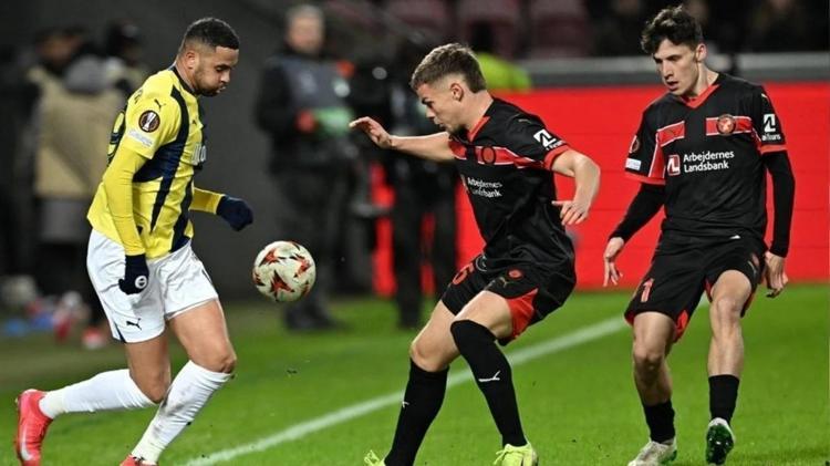 Fenerbahçenin UEFA listesine 3 isim eklendi