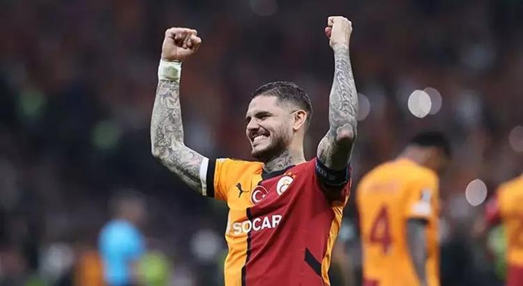Galatasarayda Mauro Icardi için ayrılık iddiası 5 kulübün radarında