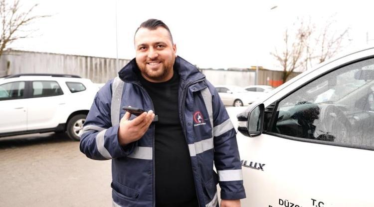 Belediye çalışanları eşlerini arayıp Seni seviyorum dediler
