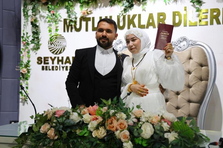 Adanada nikah salonlarında 14 Şubat yoğunluğu