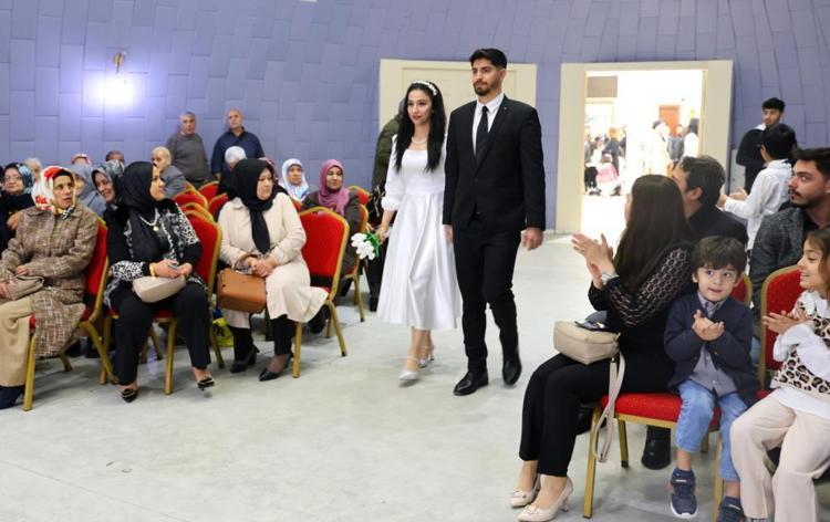 Adanada nikah salonlarında 14 Şubat yoğunluğu