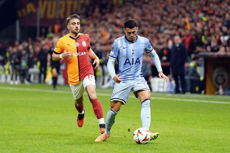 Galatasarayda Yunus Akgün krizi Dursun Özbek dayanamadı, Barış Alper Yılmaza yaptığını yapacak