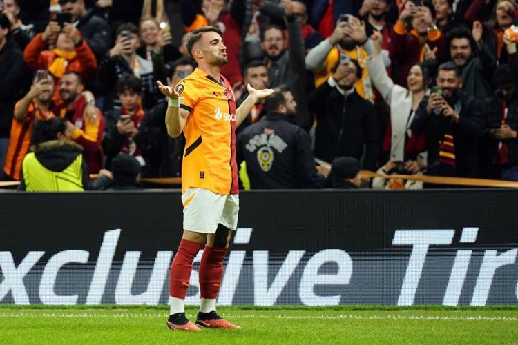 Galatasarayda Yunus Akgün krizi Dursun Özbek dayanamadı, Barış Alper Yılmaza yaptığını yapacak