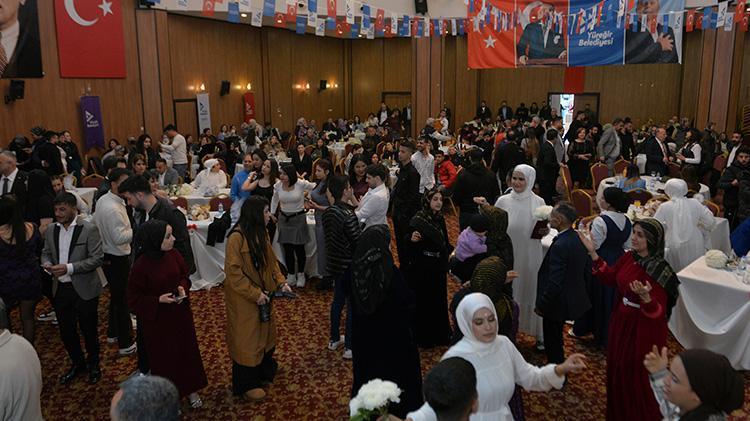‘BUGÜN YÜREĞİR’DE DÜĞÜN VAR’