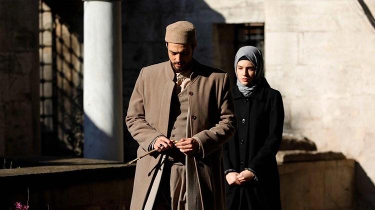 Cüneyd ve Zeynep evlenecek mi Kızıl Goncalarda bu akşam neler olacak 17 Şubat 2025